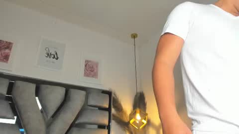 lianfox_ online show from July 23, 12:14 pm