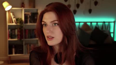 Lianna online show from March 12, 4:44 pm