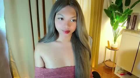 CALL ME LIANNA online show from April 29, 2:49 am