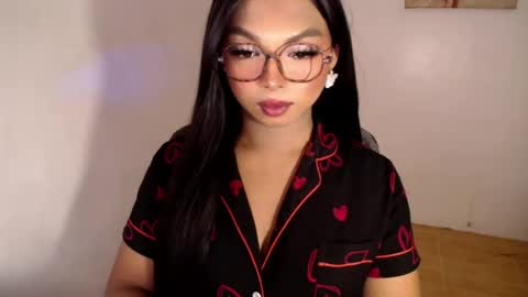 CALL ME LIANNA online show from July 27, 11:57 pm