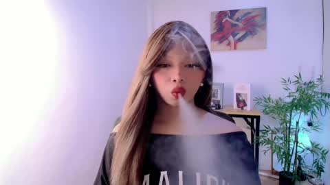 CALL ME LIANNA online show from June 9, 9:14 pm