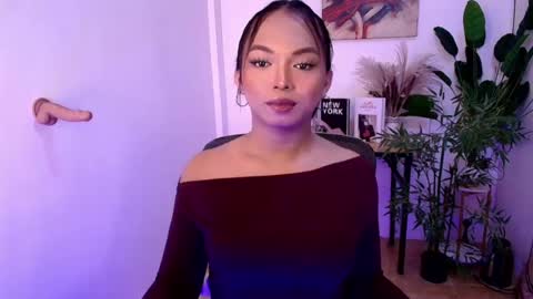 CALL ME LIANNA online show from July 8, 9:29 pm