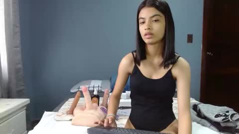 LiaOrtiz online show from December 10, 7:32 pm