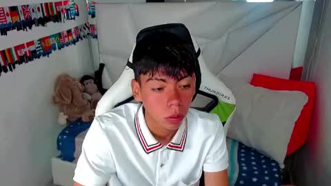 LIAR online show from April 25, 4:36 am