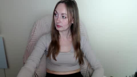 Lia online show from April 28, 12:20 pm
