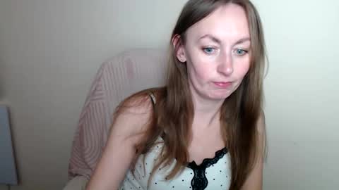 Lia online show from May 1, 12:10 pm