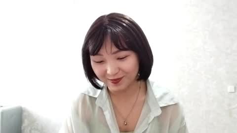 Molly online show from May 22, 1:18 pm