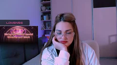 libra_mia online show from January 17, 6:39 pm