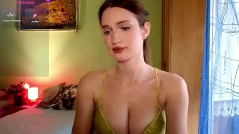 Welcome guys in my room Im Claire online show from July 4, 6:00 pm