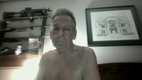 lickmysnowballs online show from September 19, 11:47 am