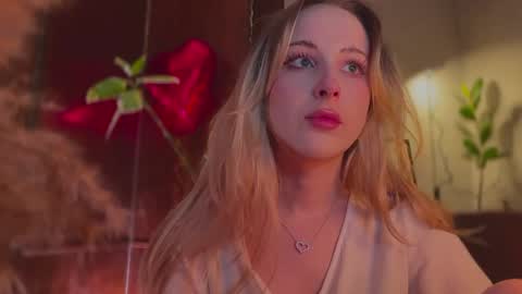 its my birthday today so im offline  but id be so happy if you felt like sending me a birthday love while im away  online show from March 12, 6:22 pm