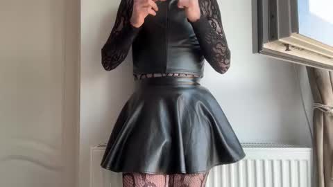 SofieXxxDoll online show from March 8, 10:52 am