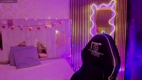 LIHIAN online show from February 5, 3:32 am