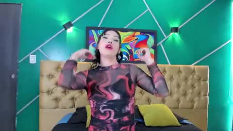 Liiaa Sweett  online show from July 10, 3:39 pm