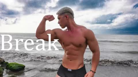 liiam_jesus online show from February 2, 5:48 am