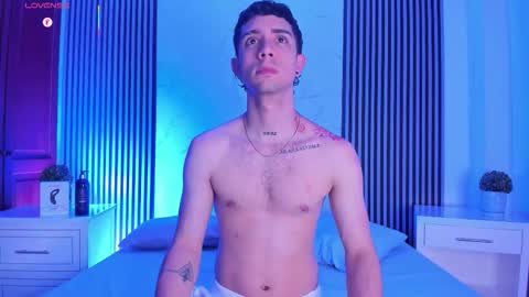 L I I A M online show from March 20, 12:04 am