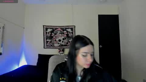 Lily Moore online show from November 27, 8:22 am