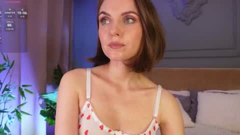 Lilian online show from July 8, 10:02 pm