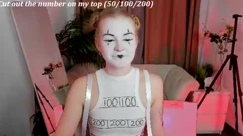 Erica online show from August 2, 12:29 pm