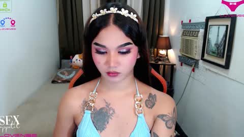 LILY online show from November 25, 9:13 pm