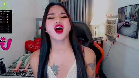LILY online show from February 26, 10:47 pm