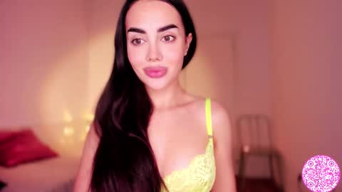 Gabriela online show from March 6, 4:30 am