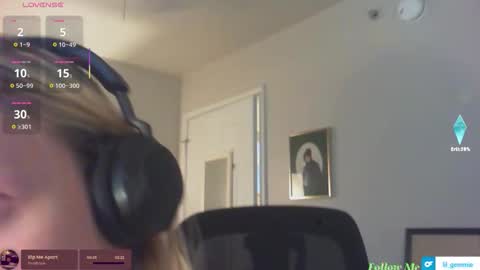 lil gemmie online show from November 28, 7:43 pm