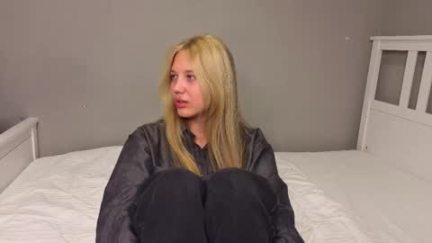 Emma online show from October 24, 10:27 am