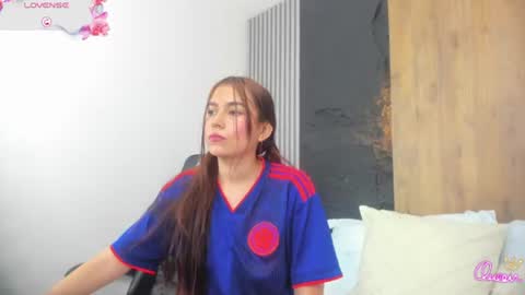 L I L A online show from June 18, 3:56 am