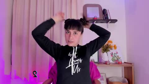 Lila  online show from October 27, 10:21 pm