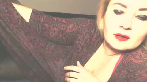 lila online show from March 27, 6:42 pm