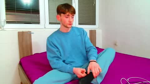 lilbearxxxx online show from February 2, 7:43 pm