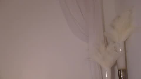 Snapshot of lilbeccaxo chatting on September 18, 5:00 am Rebecca online show from September 18, 5:00 am