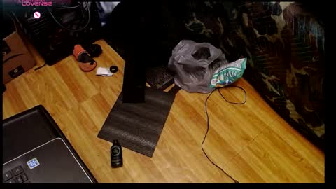 lildragon069 online show from December 23, 7:17 am