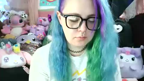 Snapshot of lilemmy1999 chatting on February 17, 4:50 pm emily ryanson online show from February 17, 4:50 pm