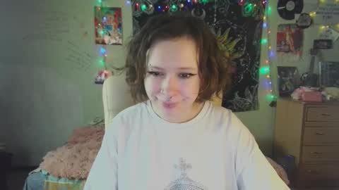 Lil online show from October 15, 12:39 pm