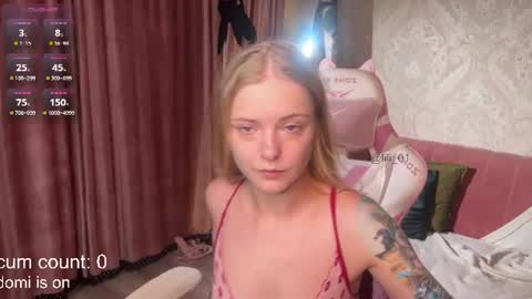 Lili online show from August 4, 12:01 pm