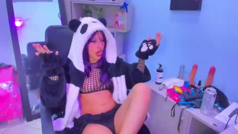 lili_starr online show from July 9, 6:28 am