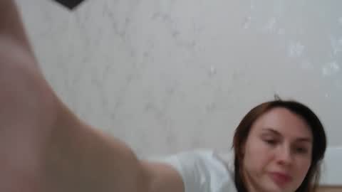 Liliana online show from December 4, 9:03 pm