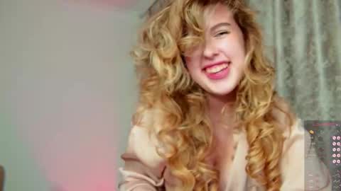 lilianbliss_ online show from January 31, 9:23 pm