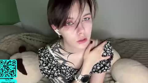 Lilian online show from July 12, 7:33 am