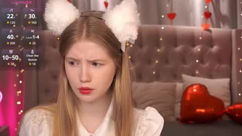 Lilian online show from February 15, 12:15 pm