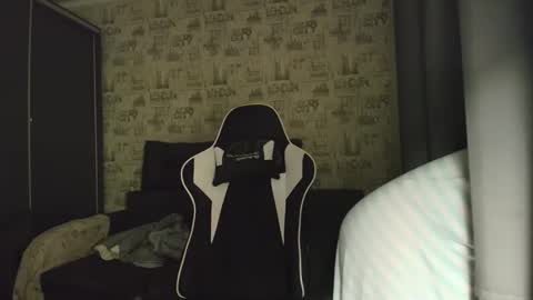 liliawoolf online show from January 13, 4:09 am