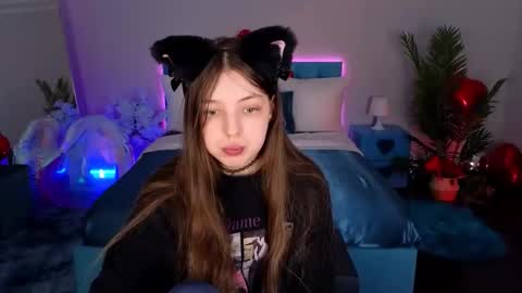 Lili Bakery online show from February 13, 3:21 am