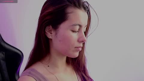 Lili Carter online show from December 1, 4:32 pm