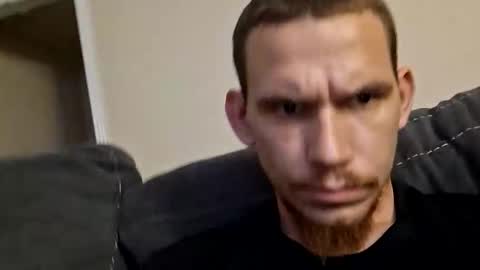 lilifrainzdwn56 online show from April 19, 10:56 pm