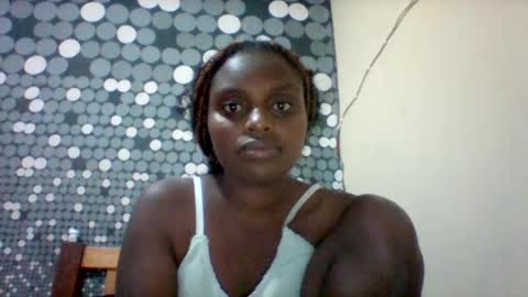 liligal online show from June 16, 8:02 pm