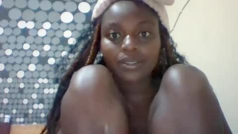 liligal online show from June 14, 5:20 am