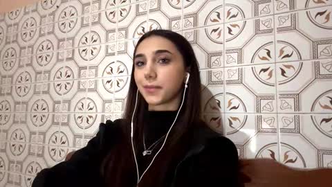 Lina online show from November 6, 10:13 pm