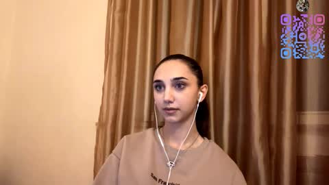 Snapshot of lilihalvorsen chatting on October 17, 11:20 pm Lina online show from October 17, 11:20 pm